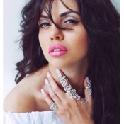 Stylish Hollow-out Engraving Design Silver Metal R