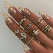 Lovely Chic 9 Pieces Gold Ring
