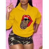 Lovely Casual Hooded Collar Lip Print Yellow Hoodi