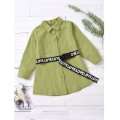 Lovely Casual Button Pocket Design Green Girl Blou