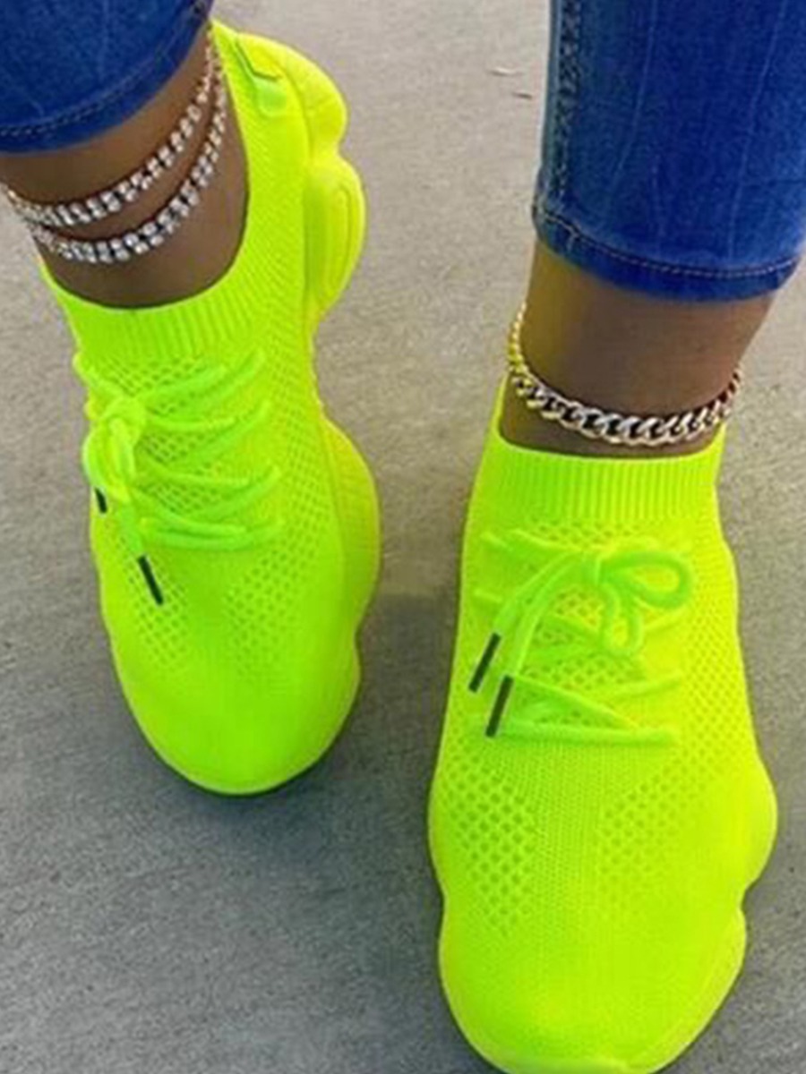 LW Sporty Round-toe Green Sneakers