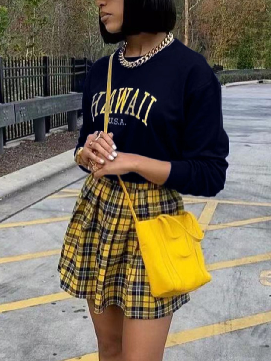 LW Letter Print Plaid Skirt Set