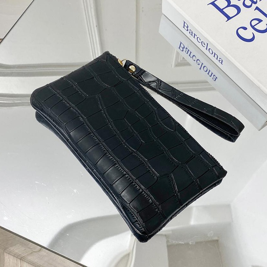 LovelyWholesale PU Zipper Design Embossed Solid Wallets All Seasons Casual Zipper Design Spring Summer 2024