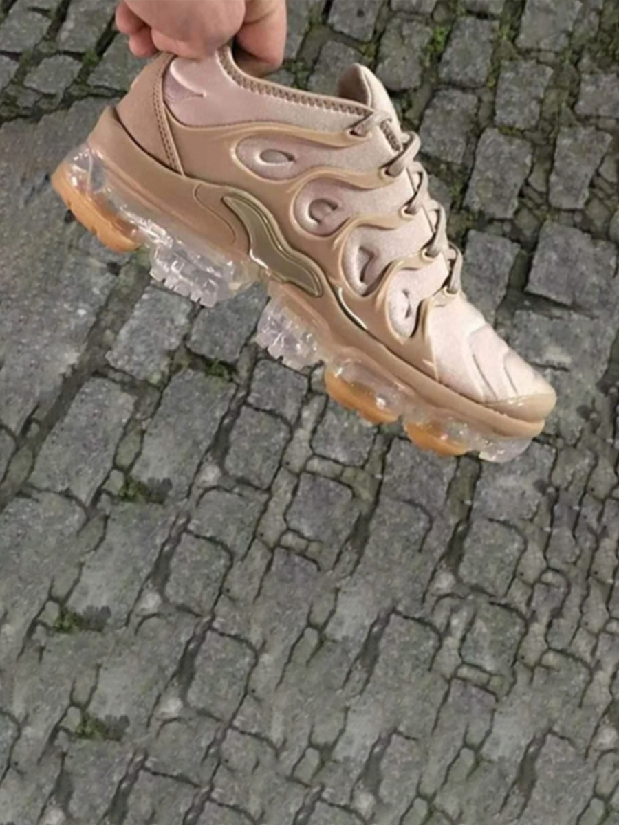 LW Round Toe Chunky Sole Sneakers