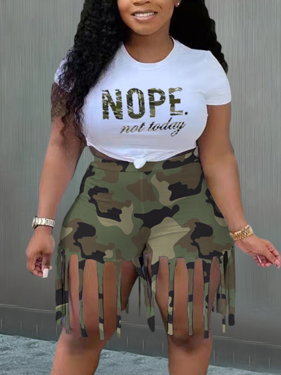 LW Plus Size Letter Camo Print Tassel Design Short