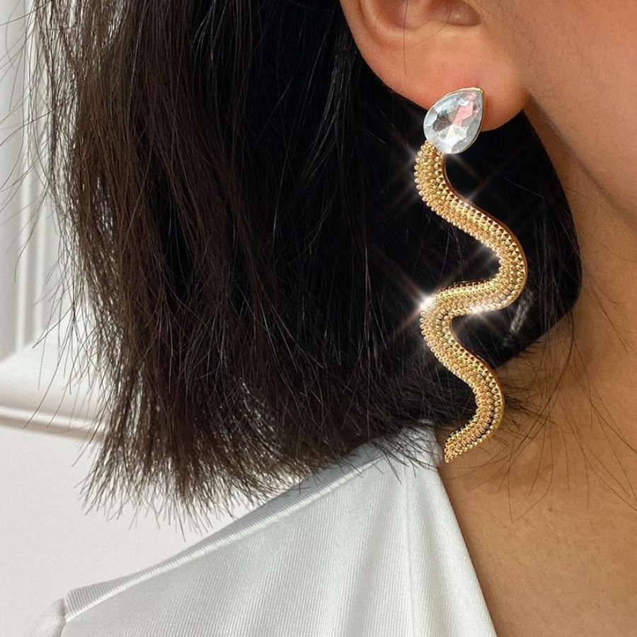 LW Snake Design Earring
