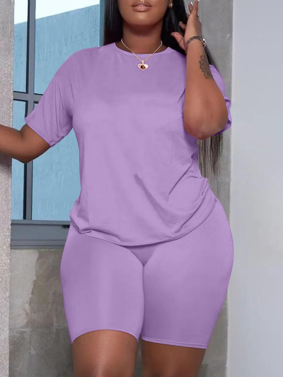 LovelyWholesale Plus Size Round Neck Regular Fit Shorts Set Summer Short Sleeve Casual Solid Color Round Neck  3X Spring Summer 2024