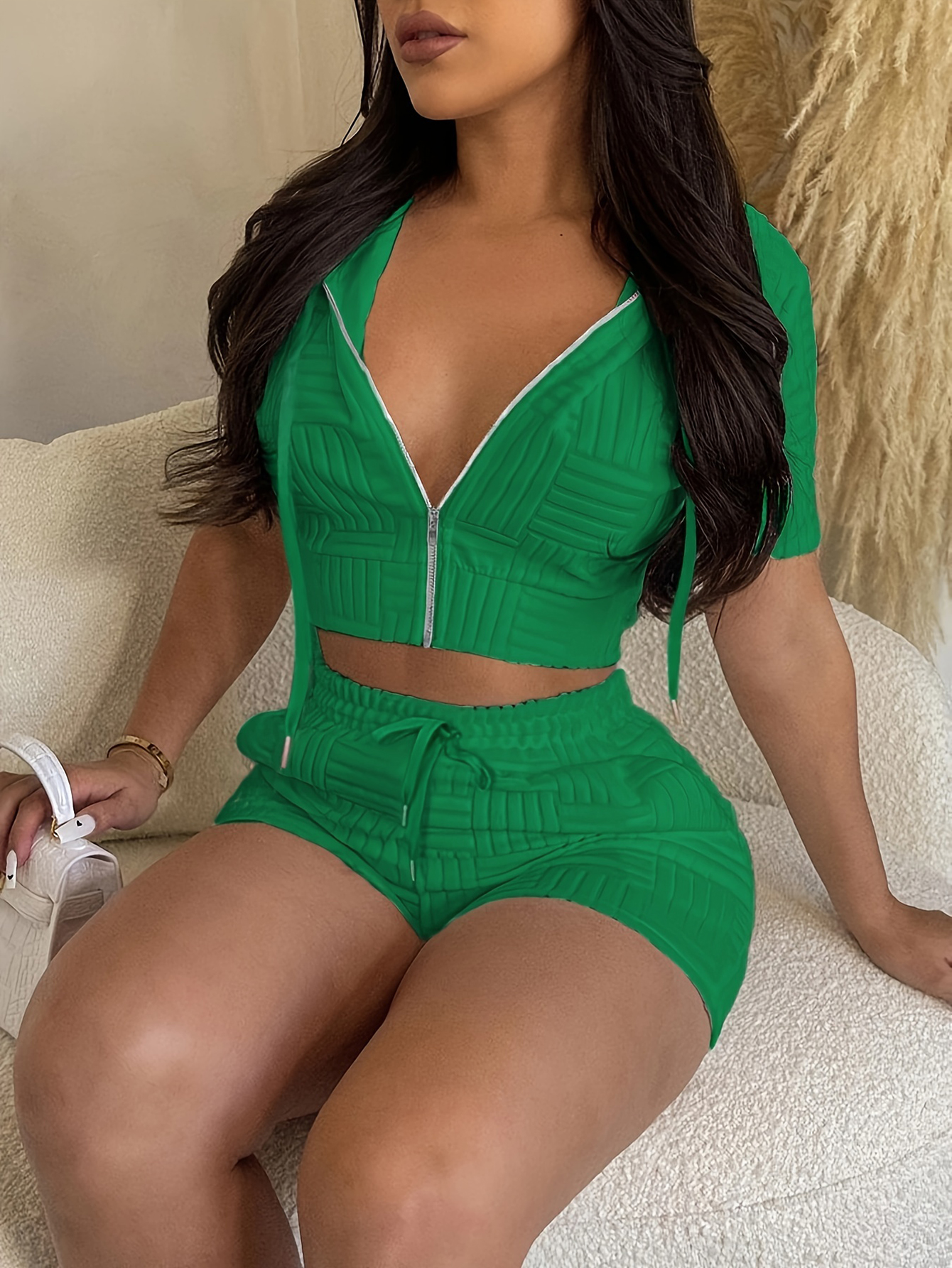 LW Hooded Collar Crop Top Drawstring Shorts Set